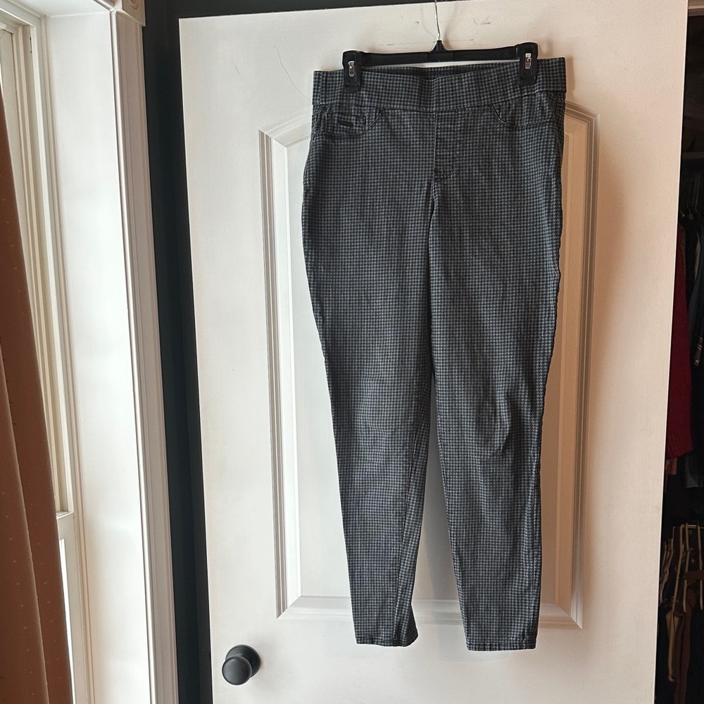 Nine West Black and Gray Houndstooth Pants